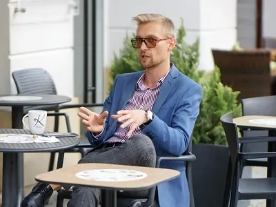 Vou contar a situação em mais detalhes para você entender melhor.